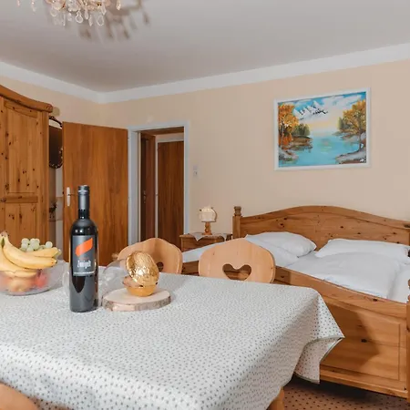 Haus Koetschach-3 By Interhome Апартаменты Бадгаштейн