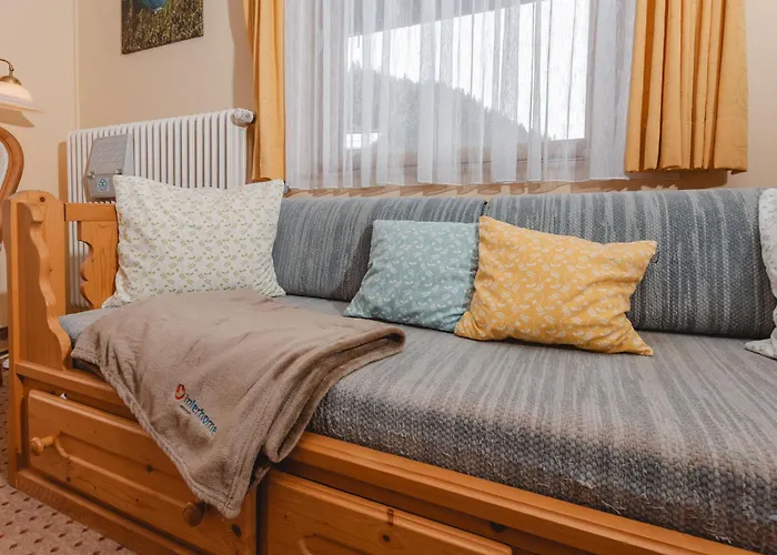 Lägenhet Haus Koetschach-3 By Interhome *